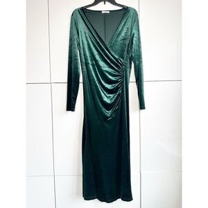 Zaberry Kelly Green Velvet Gown Long Sleeve Long Length Size Medium Wrap Front
